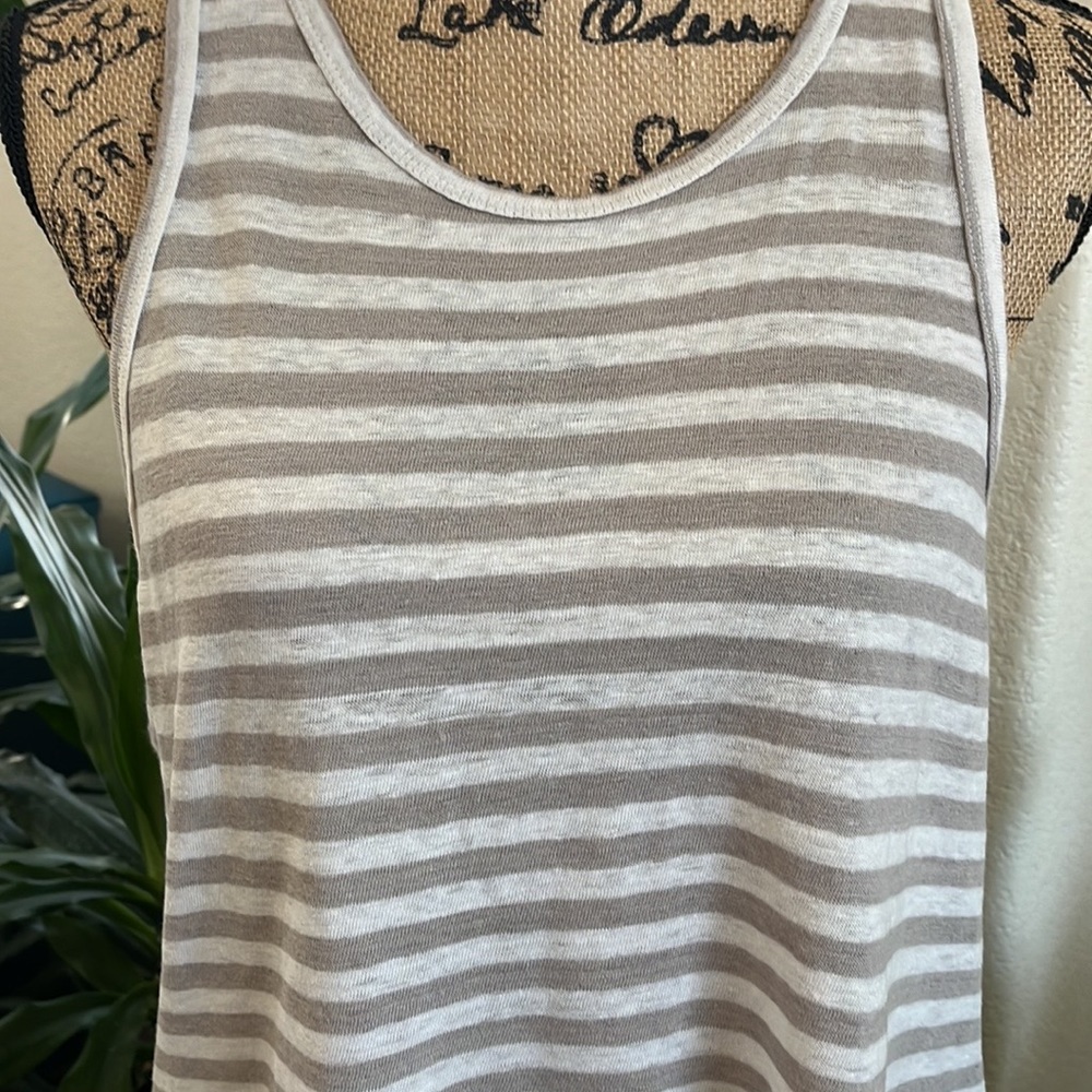 Community Linen top - Picture 4 of 7